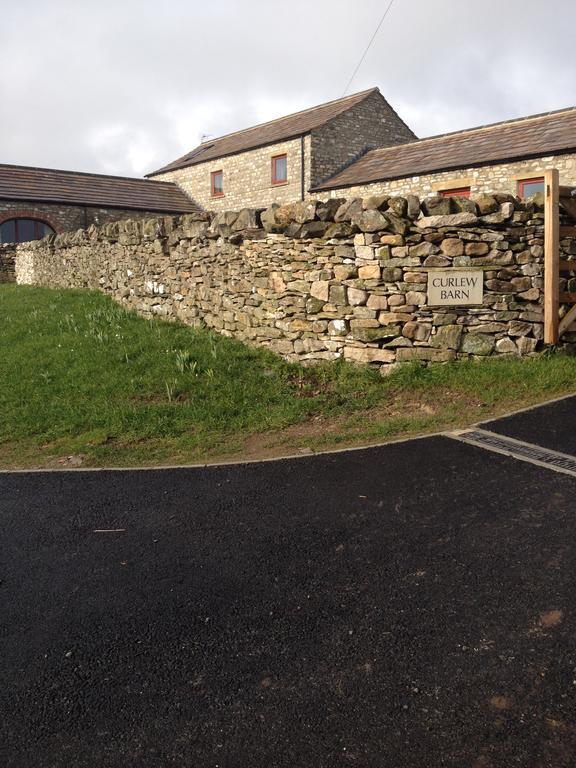 Curlew Barn Bed & Breakfast Leyburn Bagian luar foto