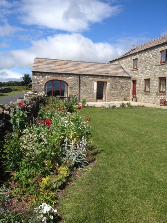 Curlew Barn Bed & Breakfast Leyburn Bagian luar foto